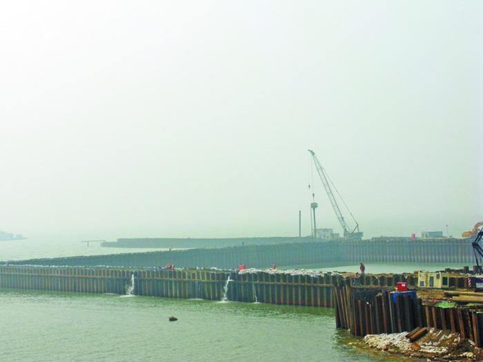 2018年4月29日，太湖隧道馬山段首個圍堰開始排水。