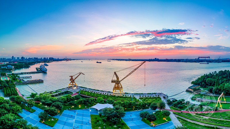 全力支持傳統行業轉型升級 